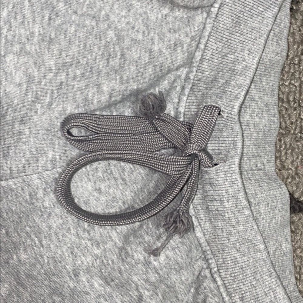 under armor sweats,